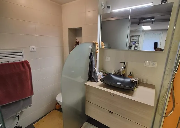 Feriehus Lakeside House - Maison Bord De